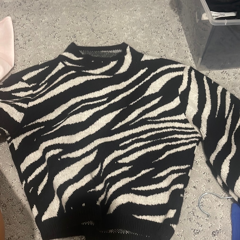 SHEIN sweater